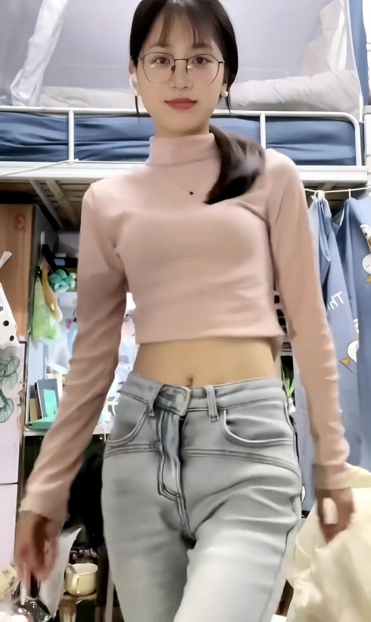 左侧广告